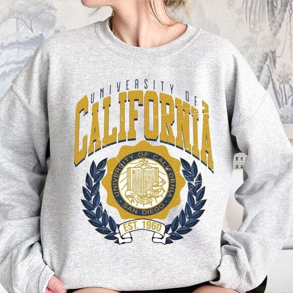 University of California, San Diego Sweatshirt UC San Diego Shirt UCSD Shirt - Picture 1 of 2